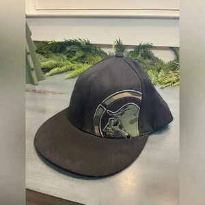 Never worn! METAL MULISHA Flex Fit Cap